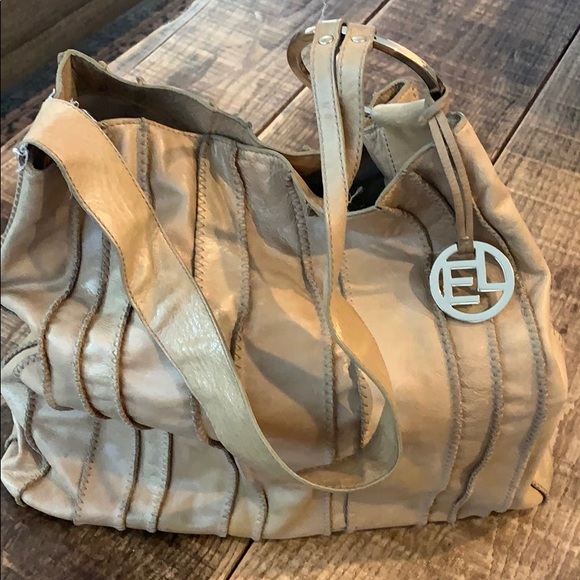 Elliott Lucca tan purse - Picture 1 of 3